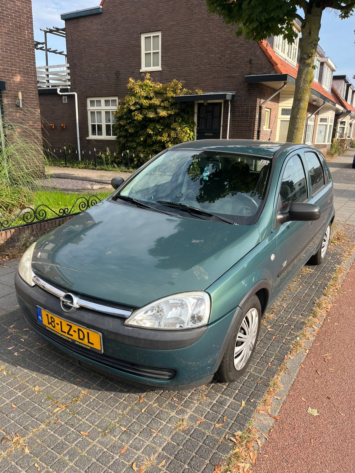 Opel Corsa 1.4 I 16V 5D 2003 Groen, Auto's, Voorwielaandrijving, 40 €/maand, 4 cilinders, 1389 cc