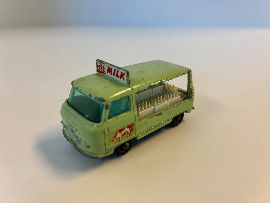 89906: Commer Bottle Float - Lesney, Ophalen of Verzenden, Zo goed als nieuw, Gondel 1, 1186MJ Amstelveen, Service.nl@mattel.com