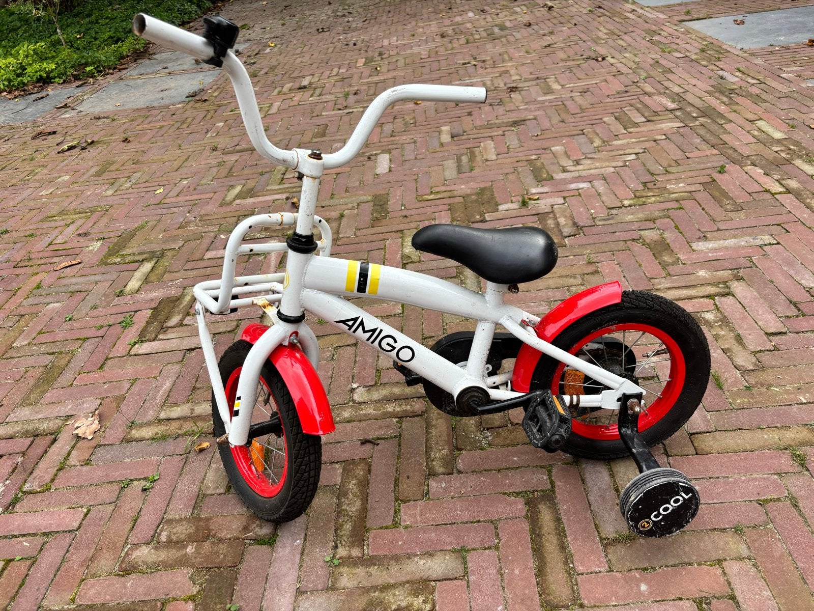 AMIGO Kinderfiets met zijwieltjes, Fietsen en Brommers, Ophalen, Terugtraprem, Zijwieltjes, Gebruikt