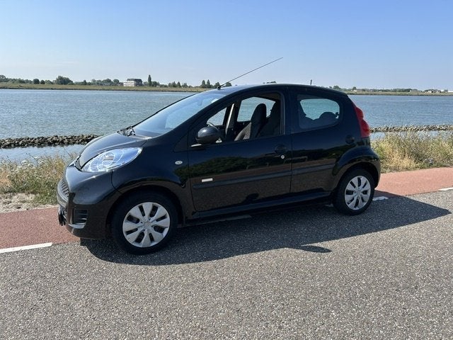 Peugeot 107 101.000 km 5 deurs 2010 airco ijskoud nwe apk/ba, Keurmerk '100% Onderhouden', Euro 5, Gebruikt, Elektrische ramen