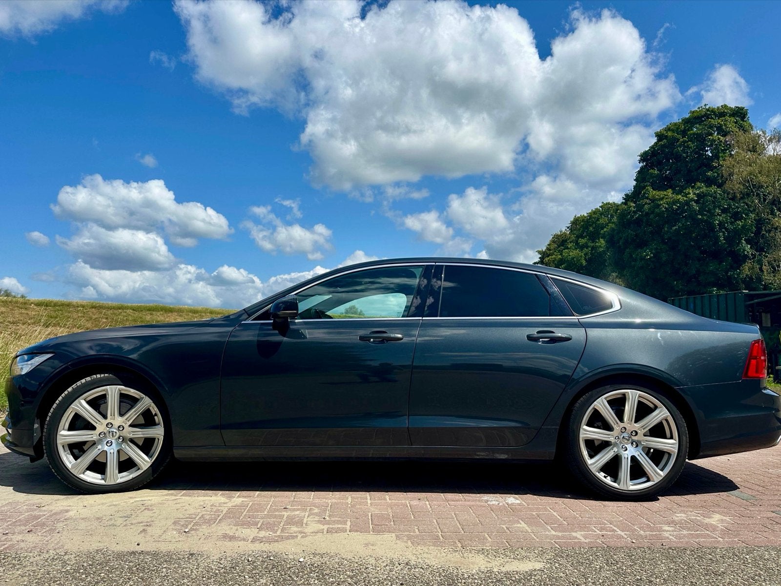 Volvo S90 T5 momentum, 15 km/l, 1969 cc, Bruin, Particulier