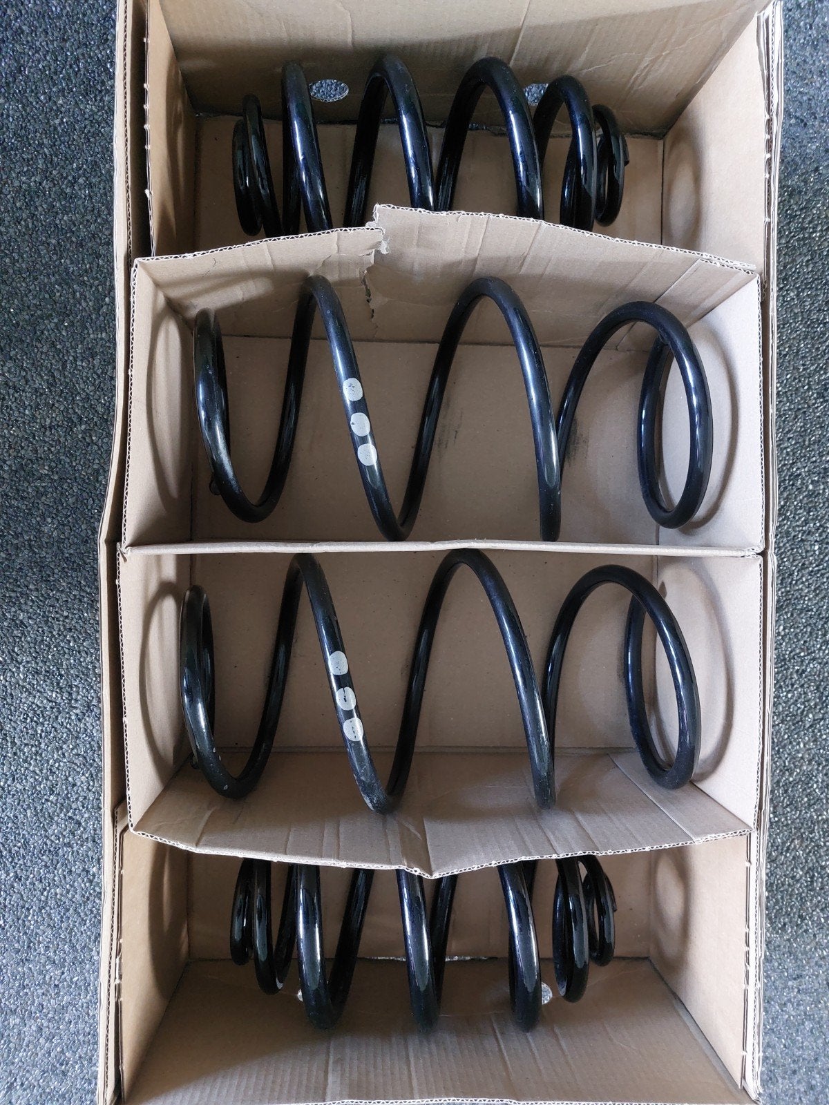 Originele set veren voor bmw e46 320i sedan, Ophalen, Gebruikt, BMW