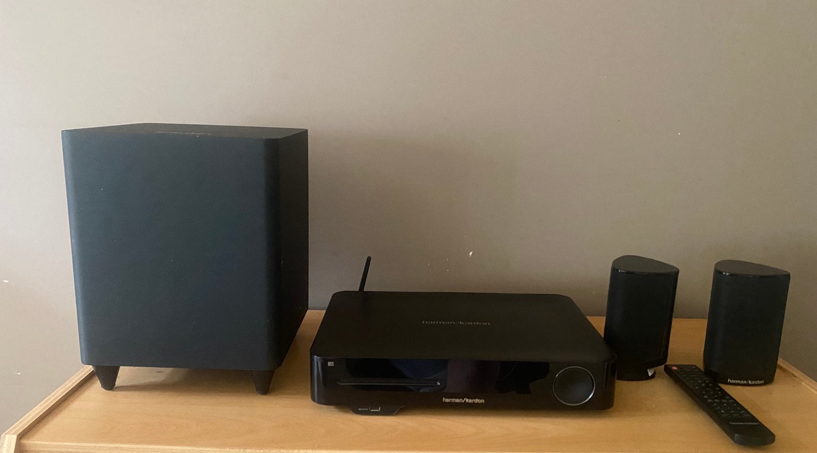 Harman/Kardon BDS 335, 2.1-systeem, Blu-ray-speler, 70 watt of meer, Zo goed als nieuw