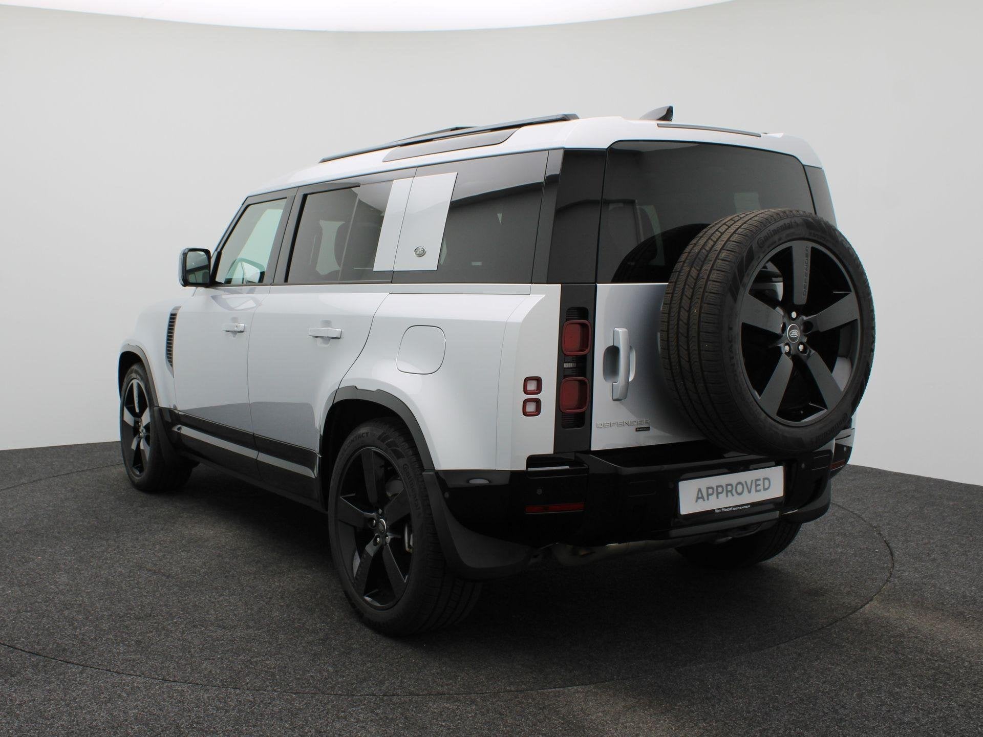 Land Rover Defender 110 P400e XS Edition | Black Exterior Pa, Auto's, Gebruikt, Euro 6, 3000 kg, Vierwielaandrijving