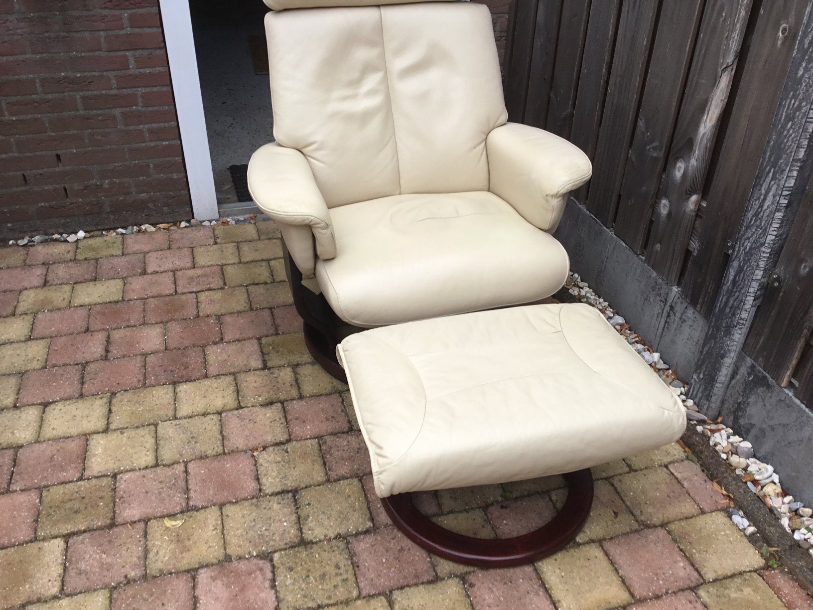 Fateuil met voetenbankje, Ophalen, Minder dan 50 cm, Gebruikt, Minder dan 75 cm