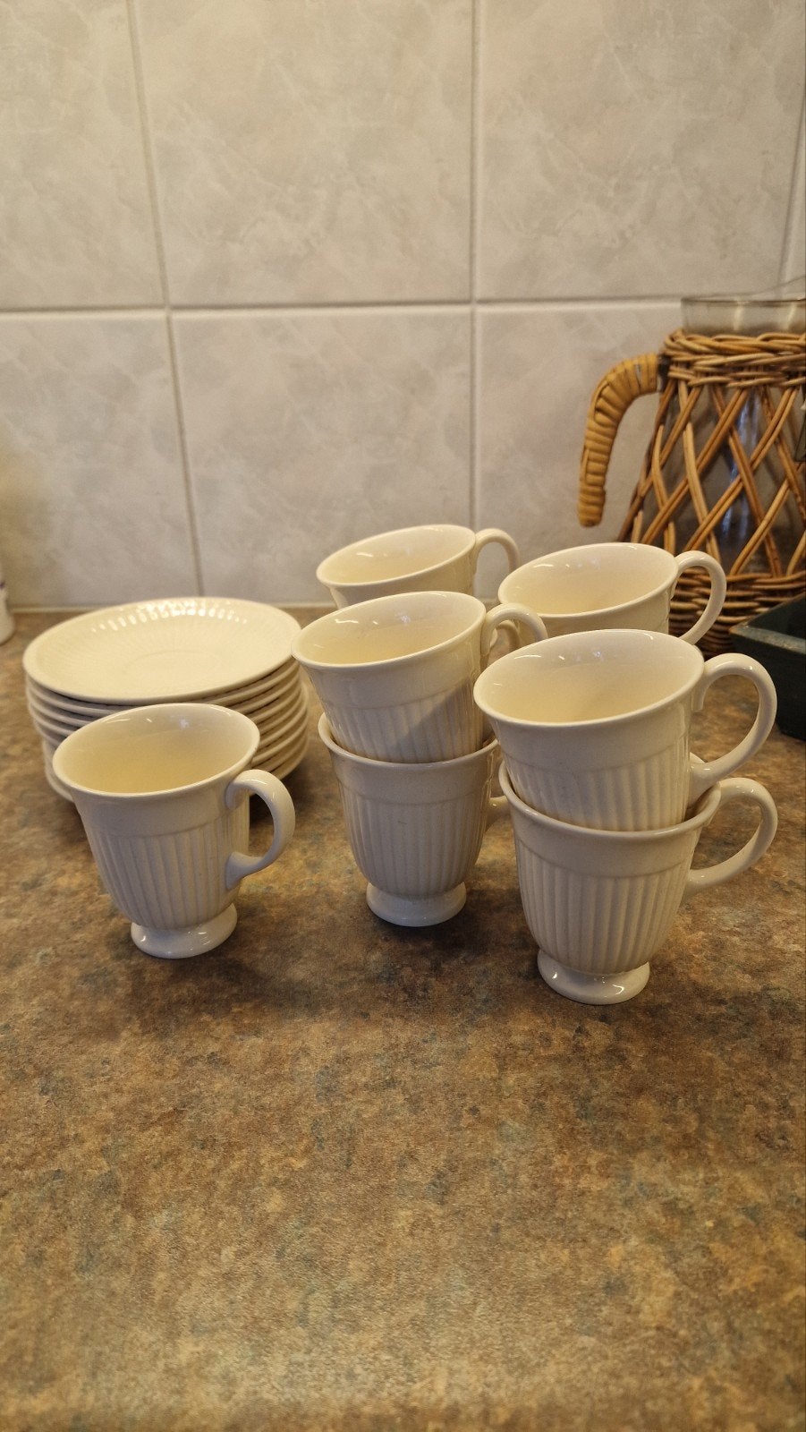 Wedgwood Edme 9 koffiekopjes met schotels, Huis en Inrichting, Keuken | Servies, Ophalen, Klassiek, Zo goed als nieuw, Kop(pen) en/of Schotel(s)