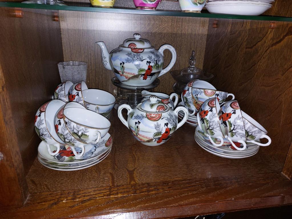 Oud theeservies 2x, Antiek en Kunst, Ophalen
