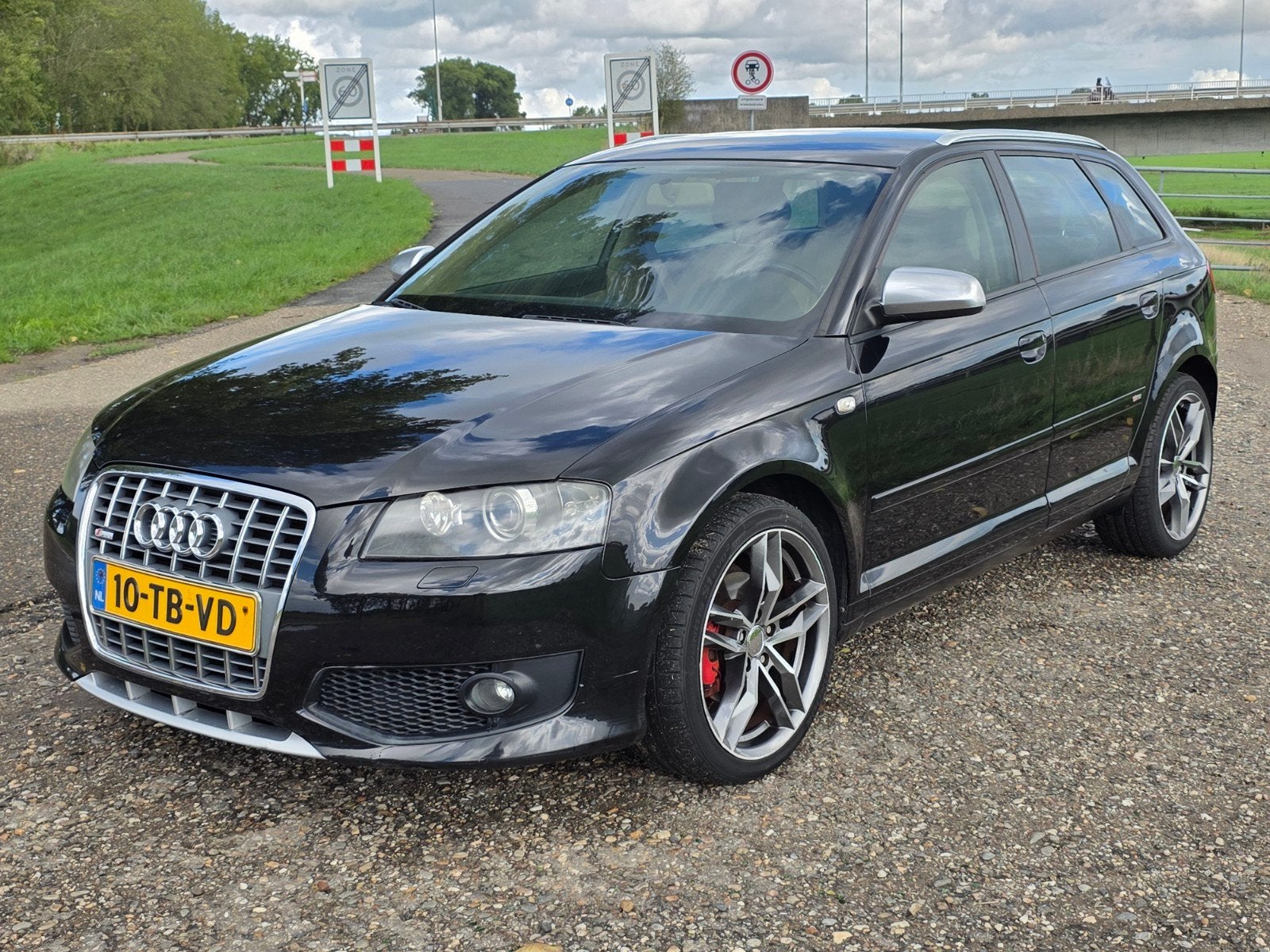 Audi A3 S-line  2.0 Sportback 110KW 2006 Zwart | 1 jaar APK, Auto's, Voorwielaandrijving, 4 cilinders, Zwart, Particulier