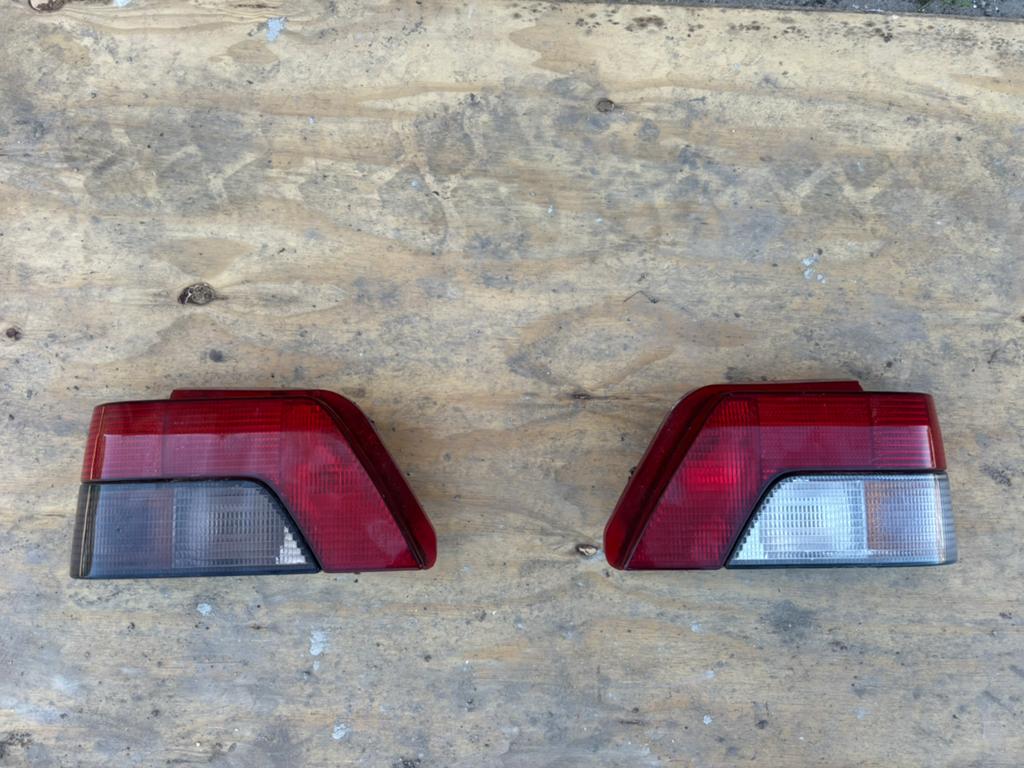 Achterlichten peugeot 309, Auto-onderdelen, Ophalen of Verzenden, Peugeot