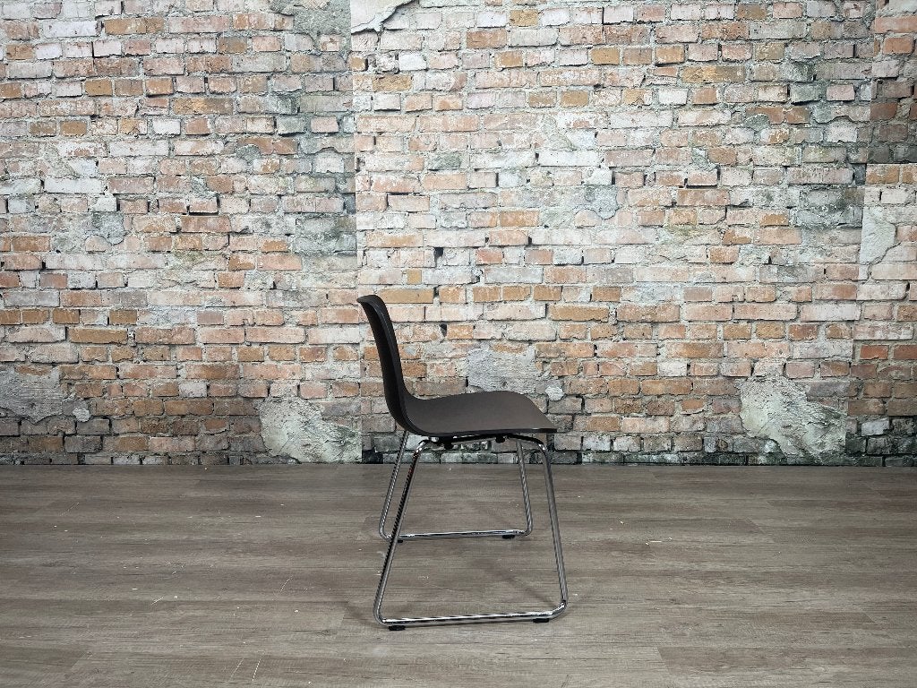Vitra HAL RE Sledge – Bruin kunststof | Jasper Morrison, Ophalen, Bruin, Design, Zo goed als nieuw