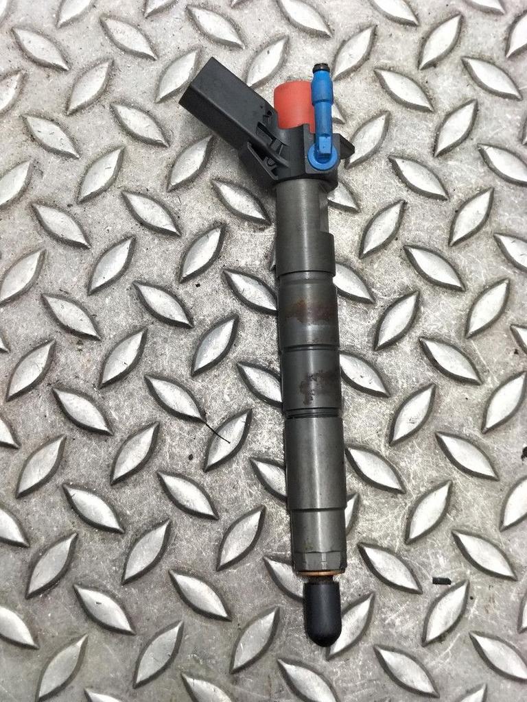 MERCEDES B CLASS BRANDSTOF INJECTOR / VERSTUIVER 6540700187, Ophalen of Verzenden, Gebruikt, Stiba lid