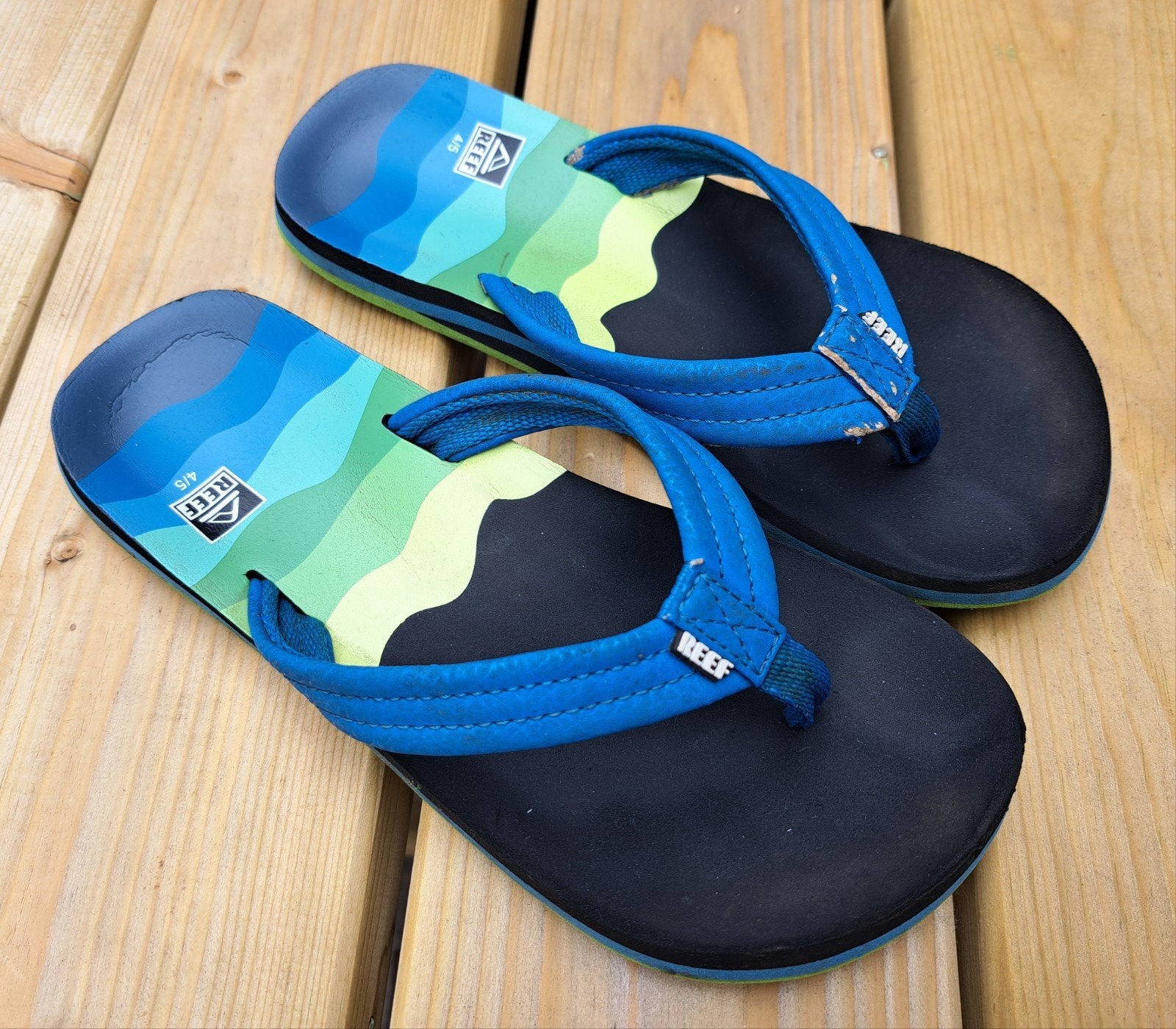 Reef slippers maat 4/5, Kinderen en Baby's, Ophalen of Verzenden, Gebruikt, Reef, Jongen