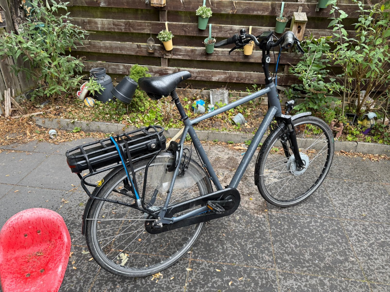 Sparta F83 (defecte accu) (zonder sleutel), Ophalen, Minder dan 30 km per accu, Sparta, Gebruikt