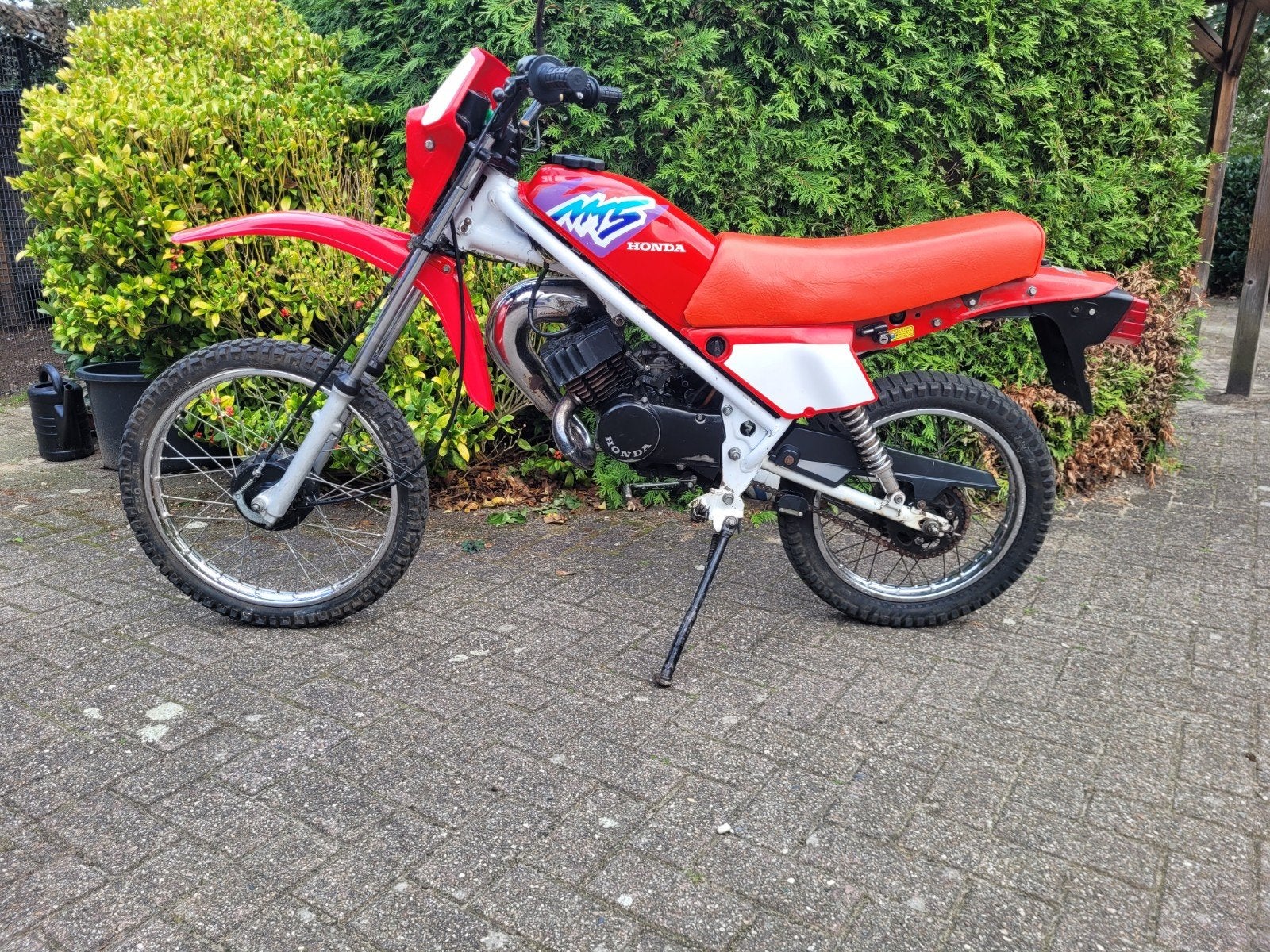 Honda mt mt5 zonder kenteken, Fietsen en Brommers, Ophalen, Gebruikt, Maximaal 45 km/u, MT