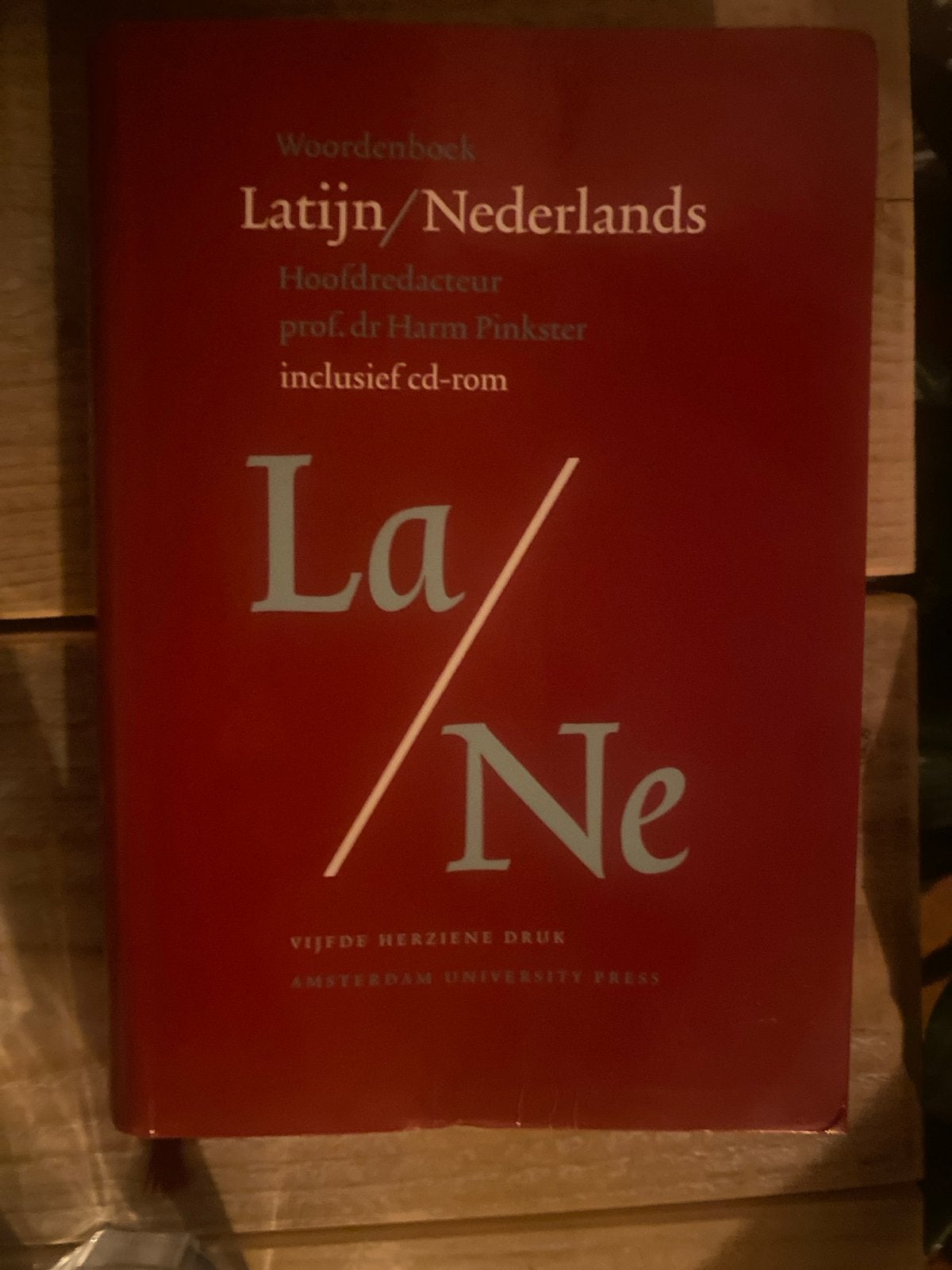 Woordenboek Latijn/Nederlands inclusief cd-rom, Boeken, Ophalen of Verzenden, Zo goed als nieuw, Overige uitgevers, Latijn