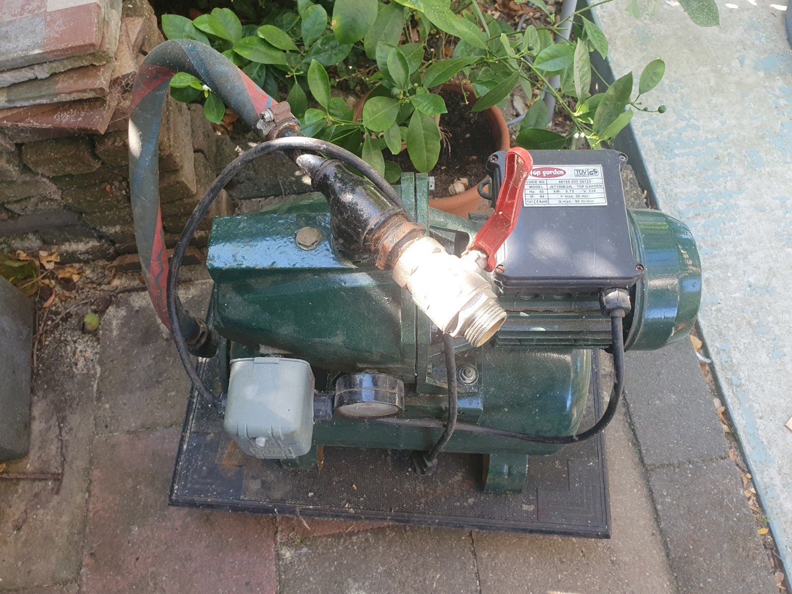Top Garden Hydrofoorpomp JET100B/24L - 0.75 kW, Ophalen, Gebruikt, Elektrisch, Hydrofoorpomp