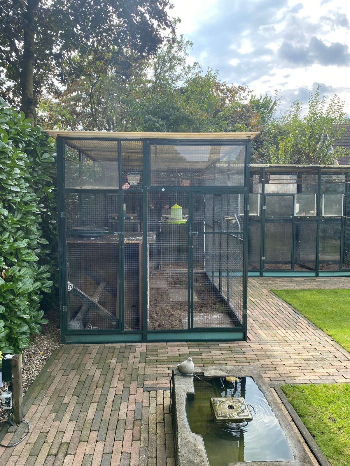 Foto 5 van Voliere aluminium met voorzetramen.