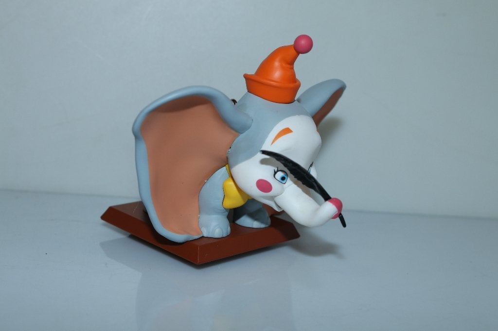 Hallmark Keepsake Dumbo takes flight kerst ornament, Verzamelen, Ophalen of Verzenden, Bambi of Dumbo, Zo goed als nieuw, Beeldje of Figuurtje