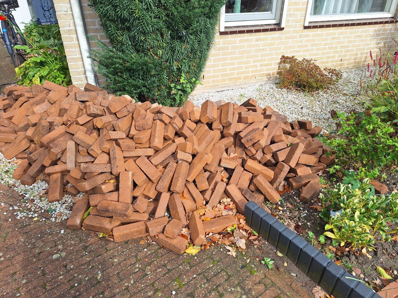 Gebruikte bakstenen voor tuin of bestrating, Doe-het-zelf en Verbouw, Ophalen, Gebruikt, Bakstenen