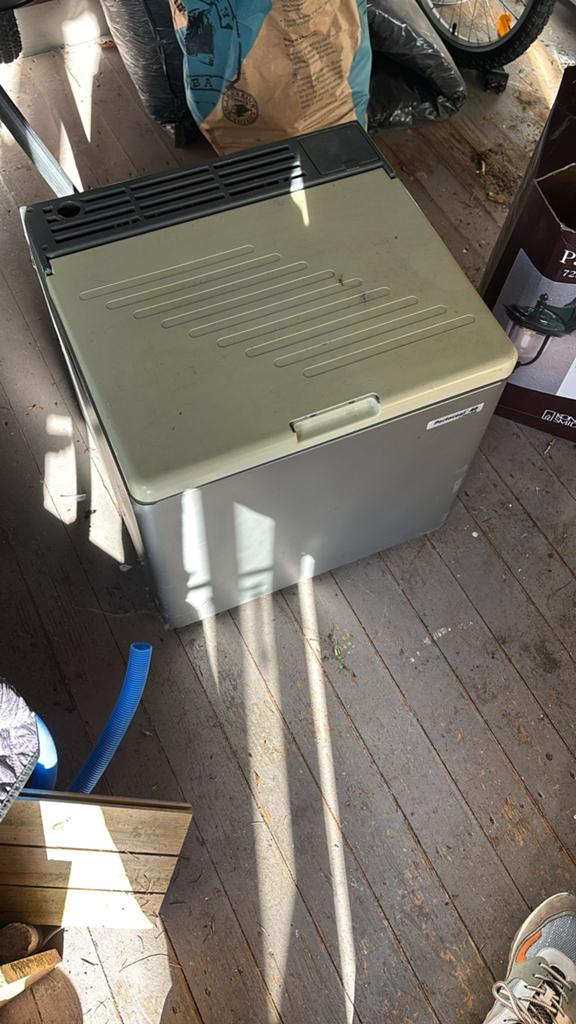 Koelbox tristar 40 liter gas/12 volt/ 230volt, Caravans en Kamperen, Koelboxen, Ophalen, Elektrisch