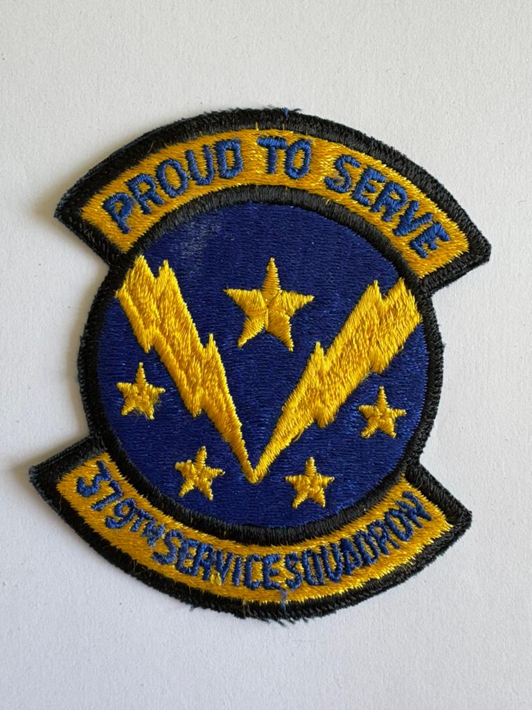 USAF 379th Service squadron patch, Ophalen of Verzenden, Luchtmacht, Nederland, Embleem of Badge