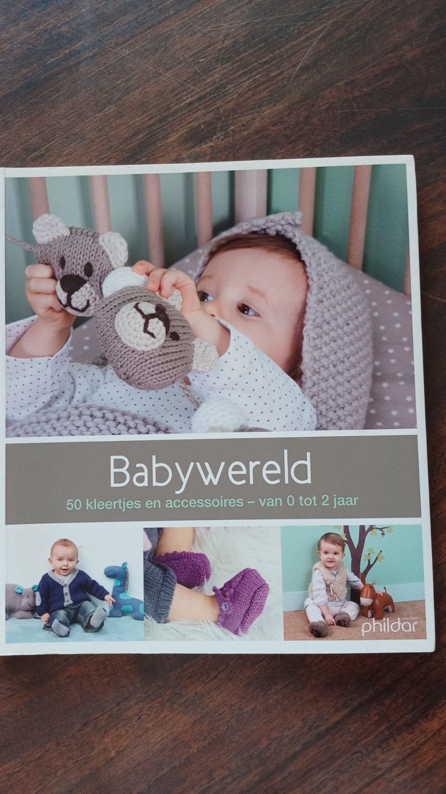 Babywereld, 50 breipatronen, Ophalen of Verzenden, Zo goed als nieuw, Breien, Patroon of Boek