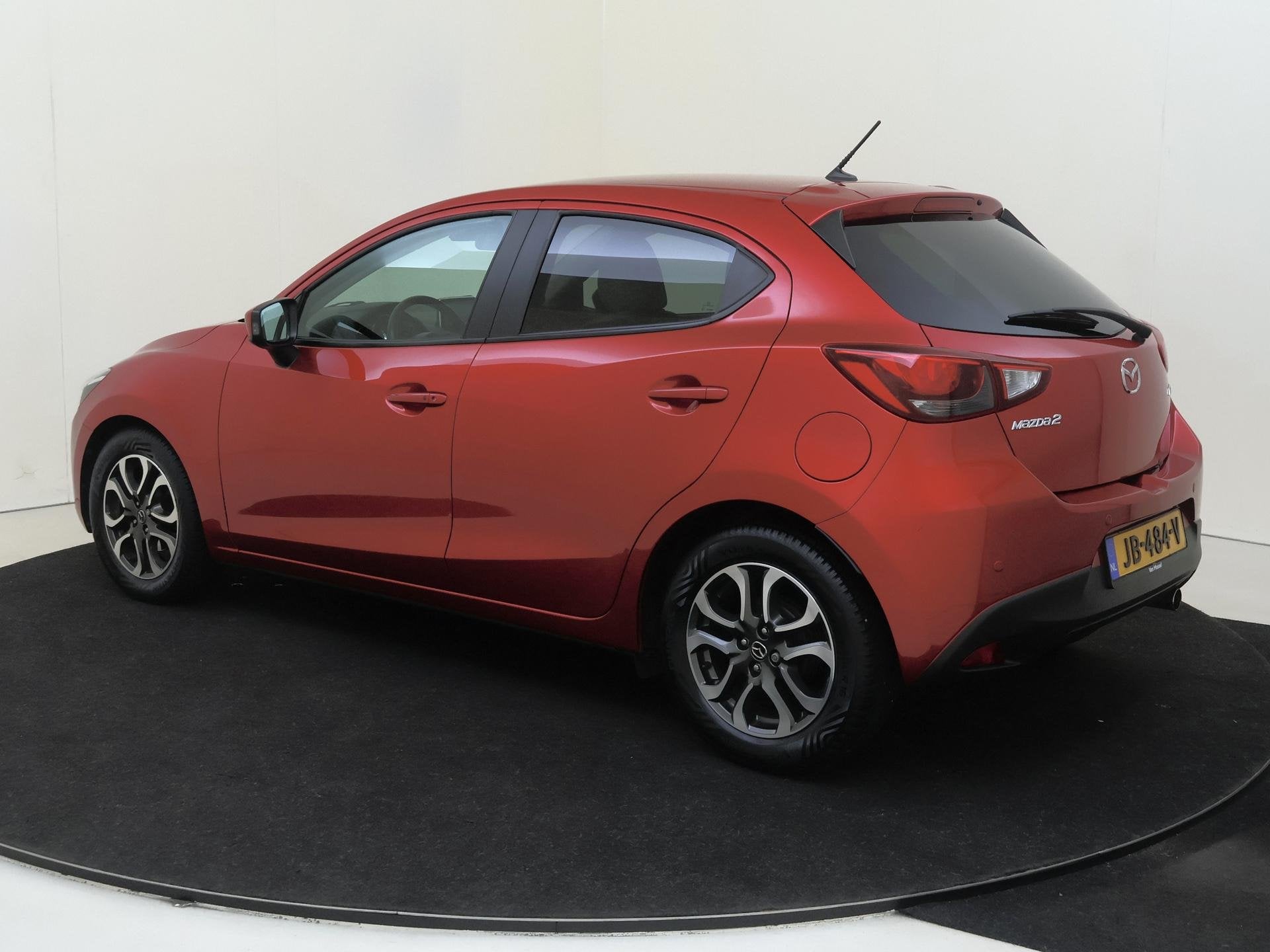 Mazda 2 1.5 Skyactiv-G GT-M | airco automatisch | cruise con, Voorwielaandrijving, Stof, Gebruikt, 4 cilinders