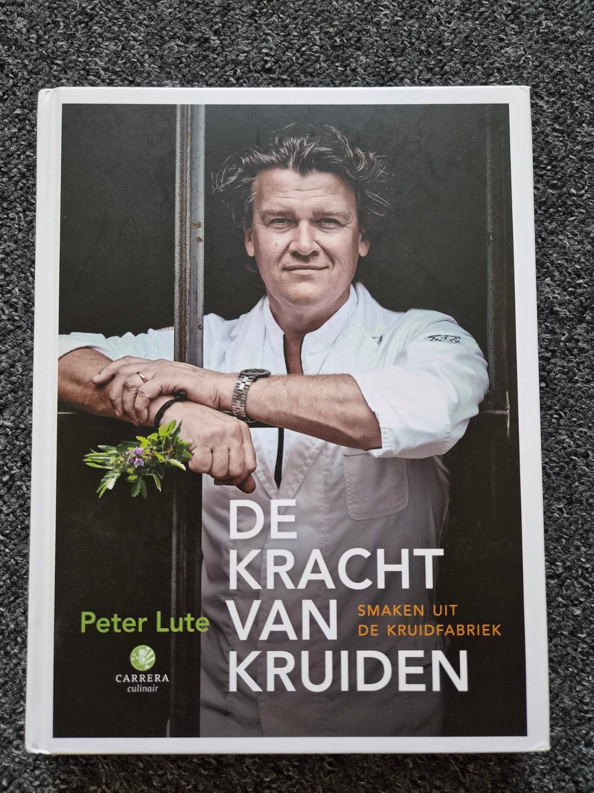 De Kracht van Kruiden - Peter Lute (Gesigneerd), Boeken, Hoofdgerechten, Ophalen of Verzenden, Zo goed als nieuw, Peter Lute