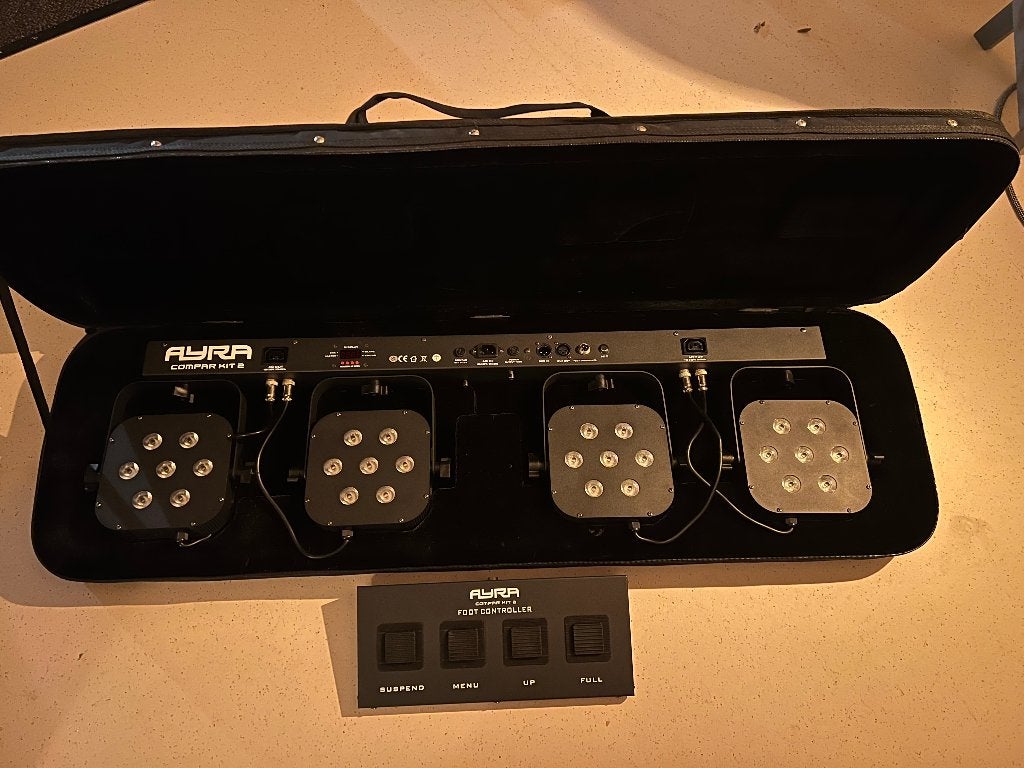 Ayra ComPar Kit 2 LED lichtset incl. tas en voetcontroller, Ophalen, Zo goed als nieuw, Licht, Geluidgestuurd