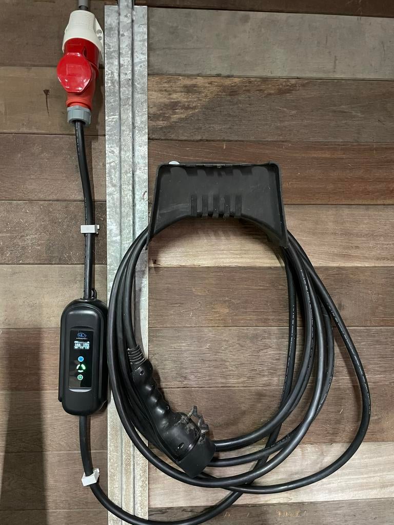 11kw 3-fase thuislader, Ophalen of Verzenden, Zo goed als nieuw, Laadkabel