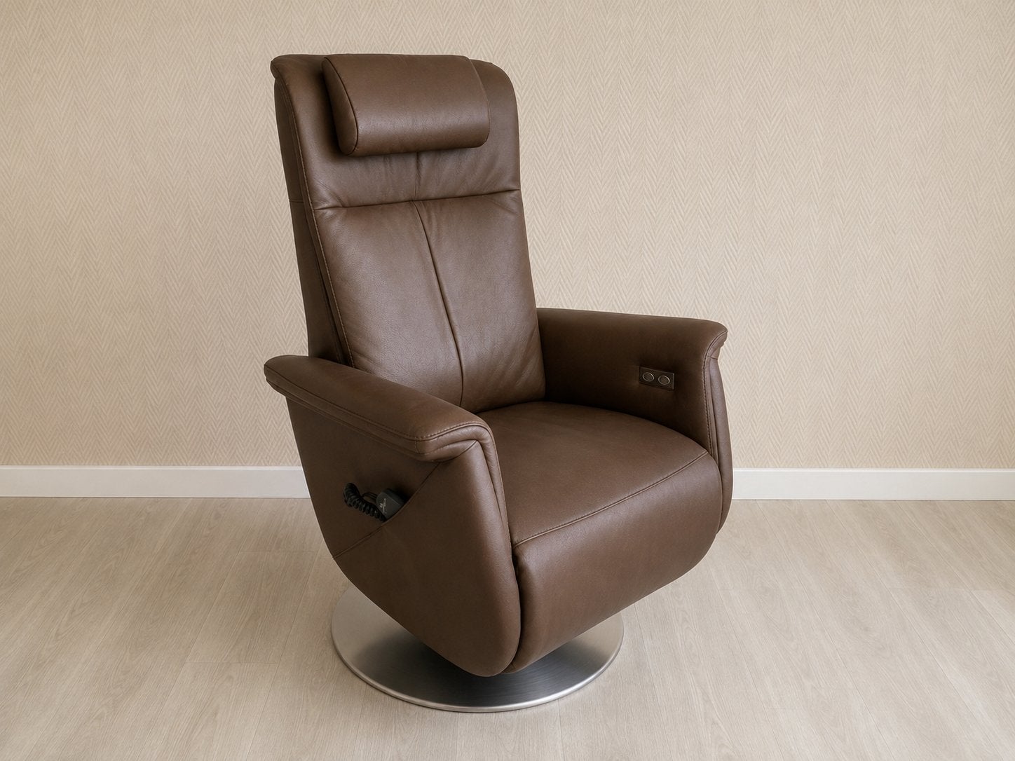 Prachtige Meubelzorg sta op stoel, massagefunctie,maat L/XL, Ophalen, Zo goed als nieuw, 75 tot 100 cm, 50 tot 75 cm