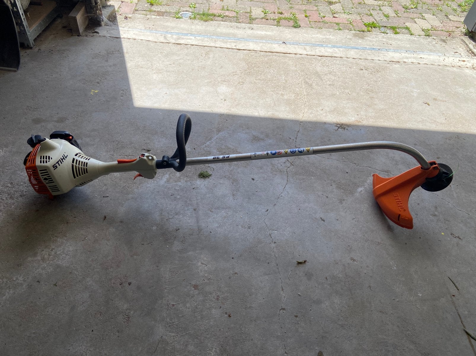 Stihl FS 38 trimmer / bosmaaier, Ophalen, Gebruikt, 30 tot 50 cm, Benzine
