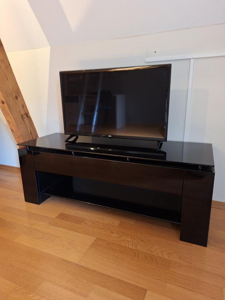 Te koop: zwart glanzend TV-meubel, Ophalen, Gebruikt, 25 tot 50 cm, Minder dan 100 cm