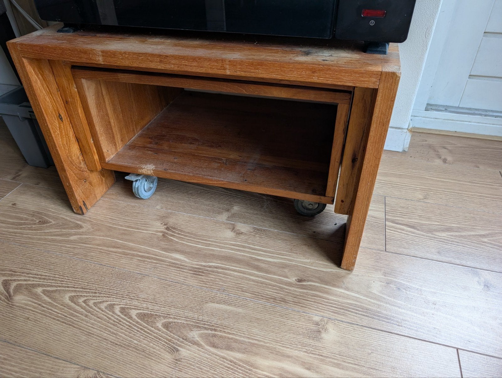 Houten bijzettafel met uitschuifbaar element, Ophalen, Gebruikt, 50 tot 100 cm, Minder dan 100 cm