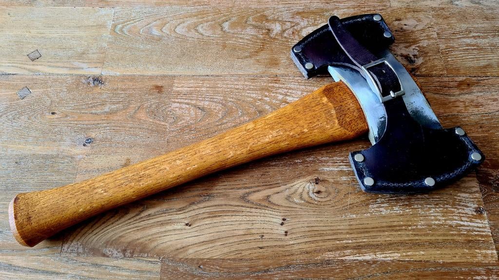 Council Tool Velvicut saddle axe., Verzenden