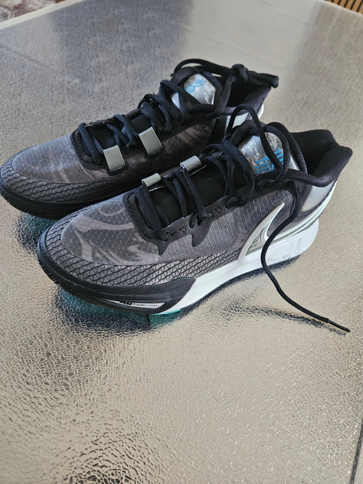 Nike Zoom Freak 5 Basketballschoenen - Maat 41, Zwart, Nike, Ophalen of Verzenden, Sneakers of Gympen