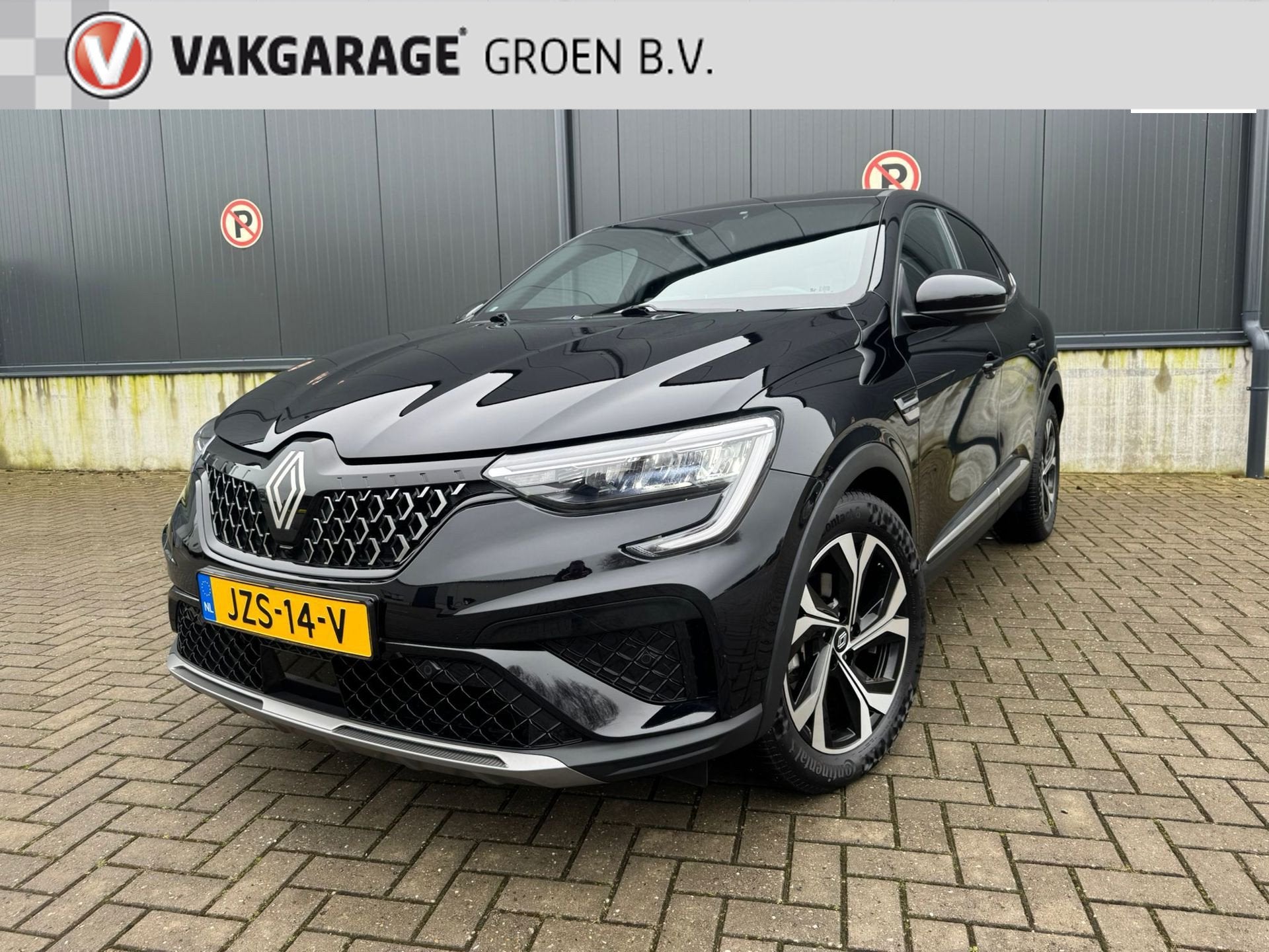Renault Arkana 1.6 E-Tech hybrid 145 techno / camera / cruis, Gebruikt, 4 cilinders, Leder en Stof, Zwart