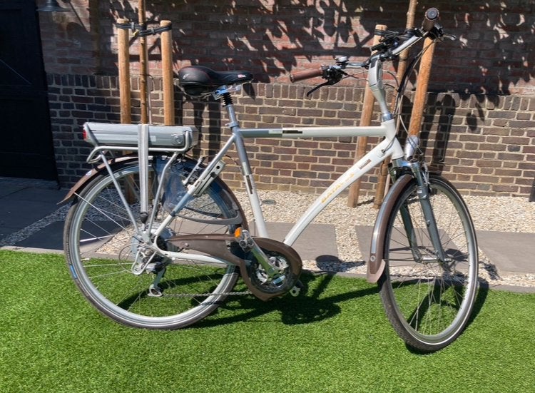 Batavus Jakima Easy E-bike (Fr.mt.57) Defecte accu/Opknapper, 55 tot 59 cm, Ophalen, Gebruikt, Batavus