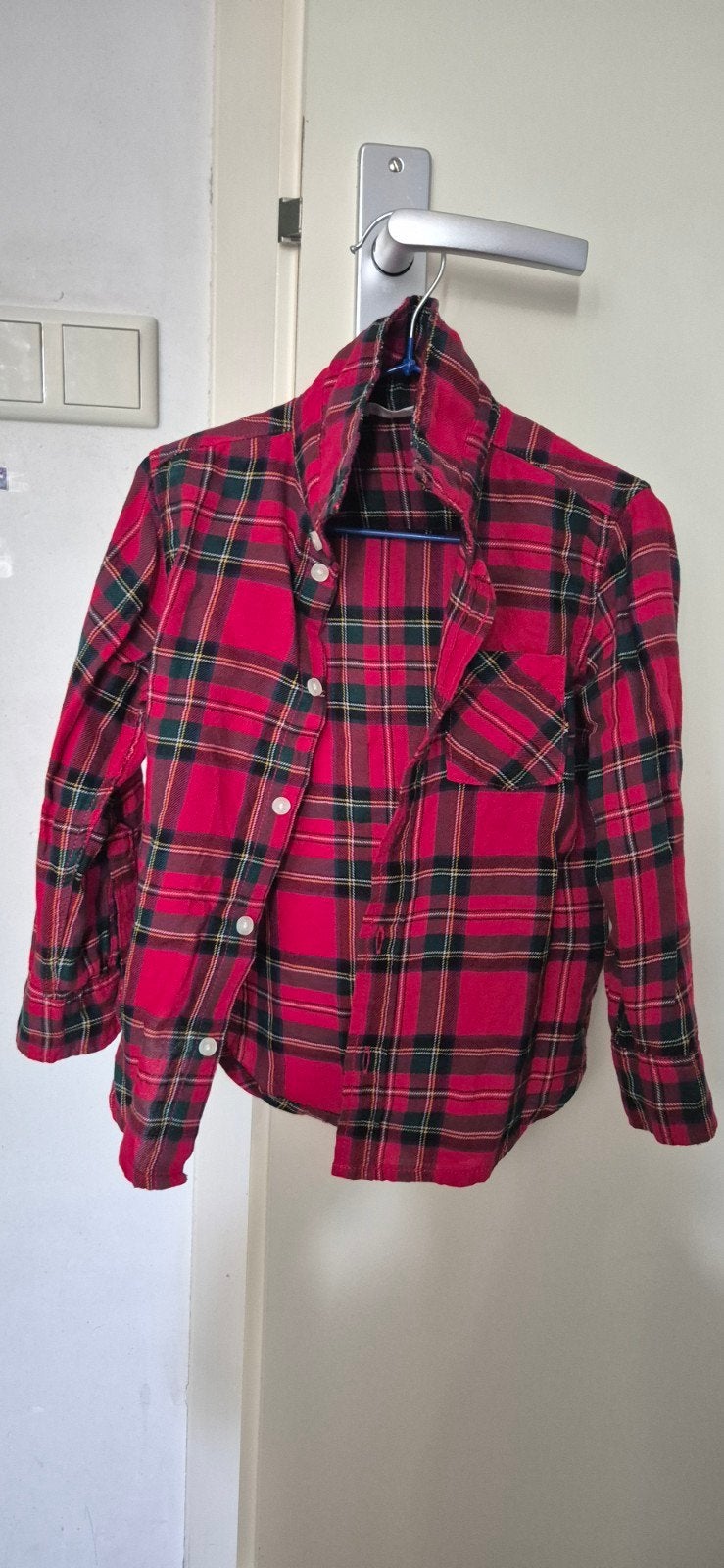 Geruit flanellen overhemd rood maat EU 104, Ophalen of Verzenden, Zo goed als nieuw, Jongen, Overhemd of Blouse