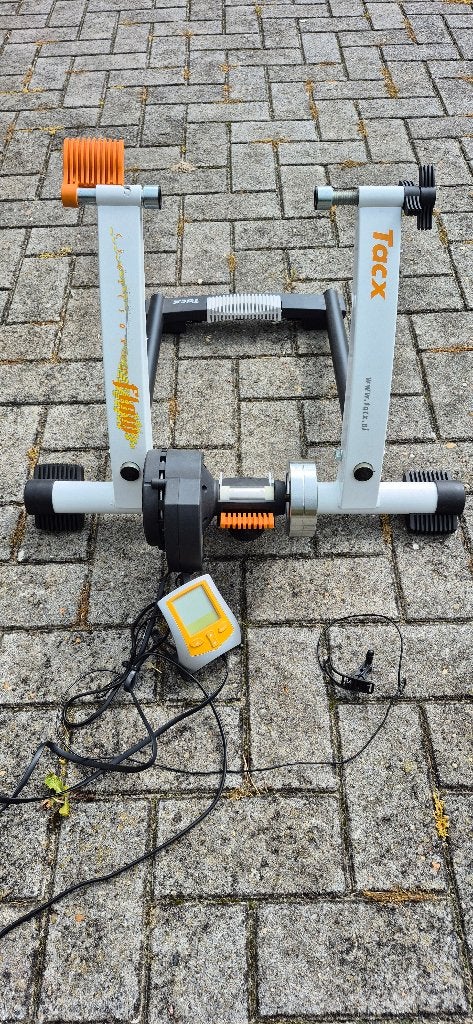 Fietstrainer flow van het merk Tacx, Ophalen, Gebruikt, Overige typen