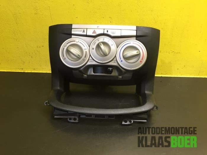 Kachel Bedieningspaneel van een Daihatsu Sirion, Auto-onderdelen, Gebruikt, Daihatsu, -, -