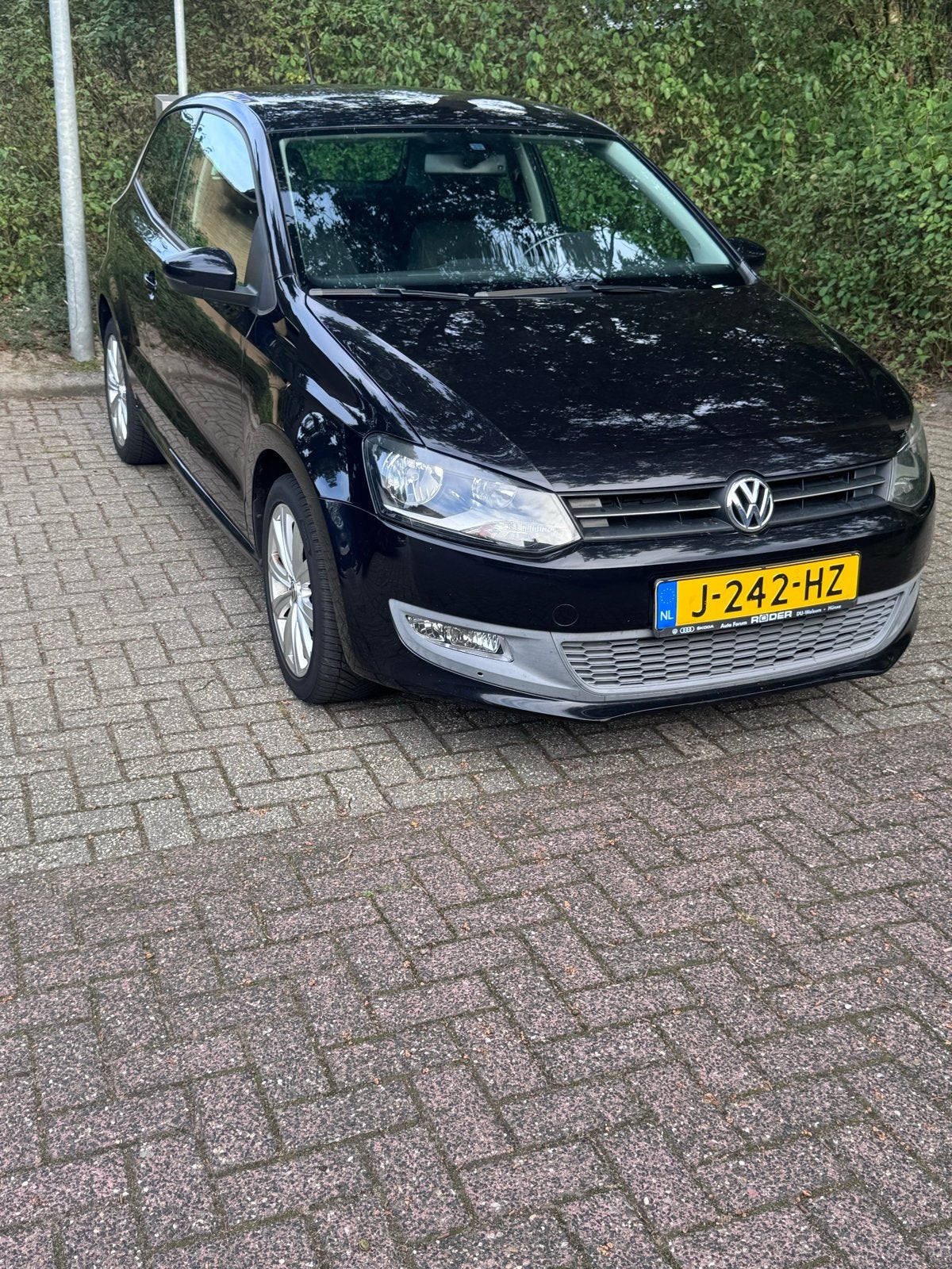 Volkswagen Polo 1.2 - Apple carplay- apk sept’27, Voorwielaandrijving, Euro 5, 40 €/maand, Zwart