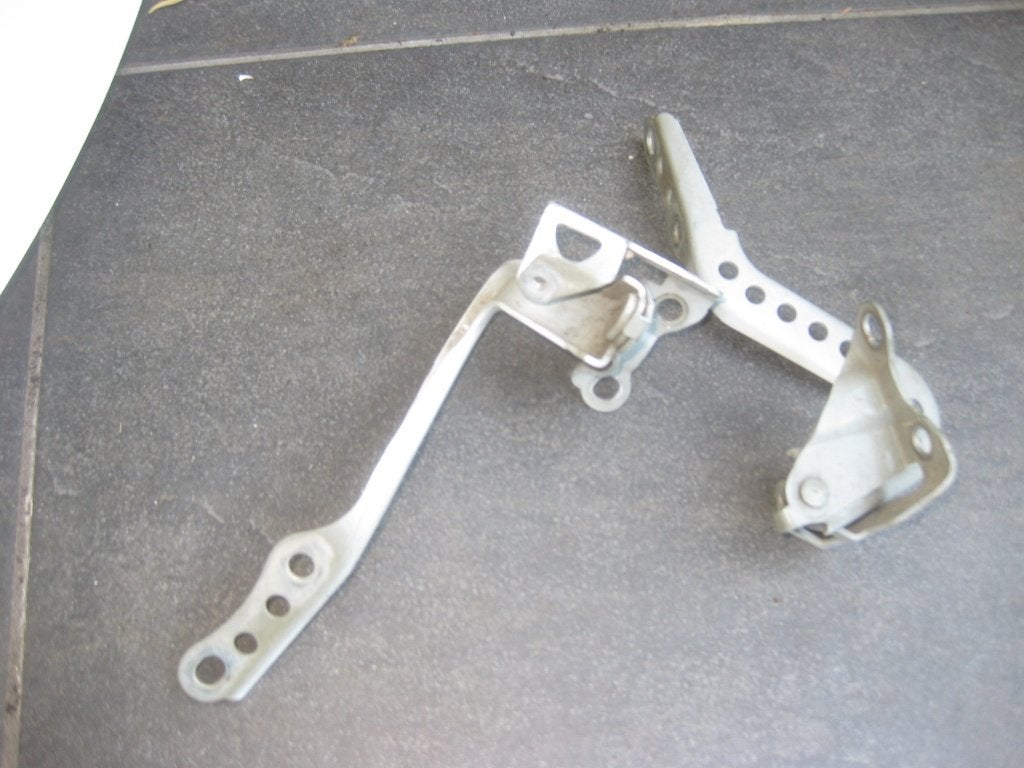 motorkap, scharnieren toyota aygo, Auto-onderdelen, Ophalen of Verzenden, Voor, Toyota, Bumper