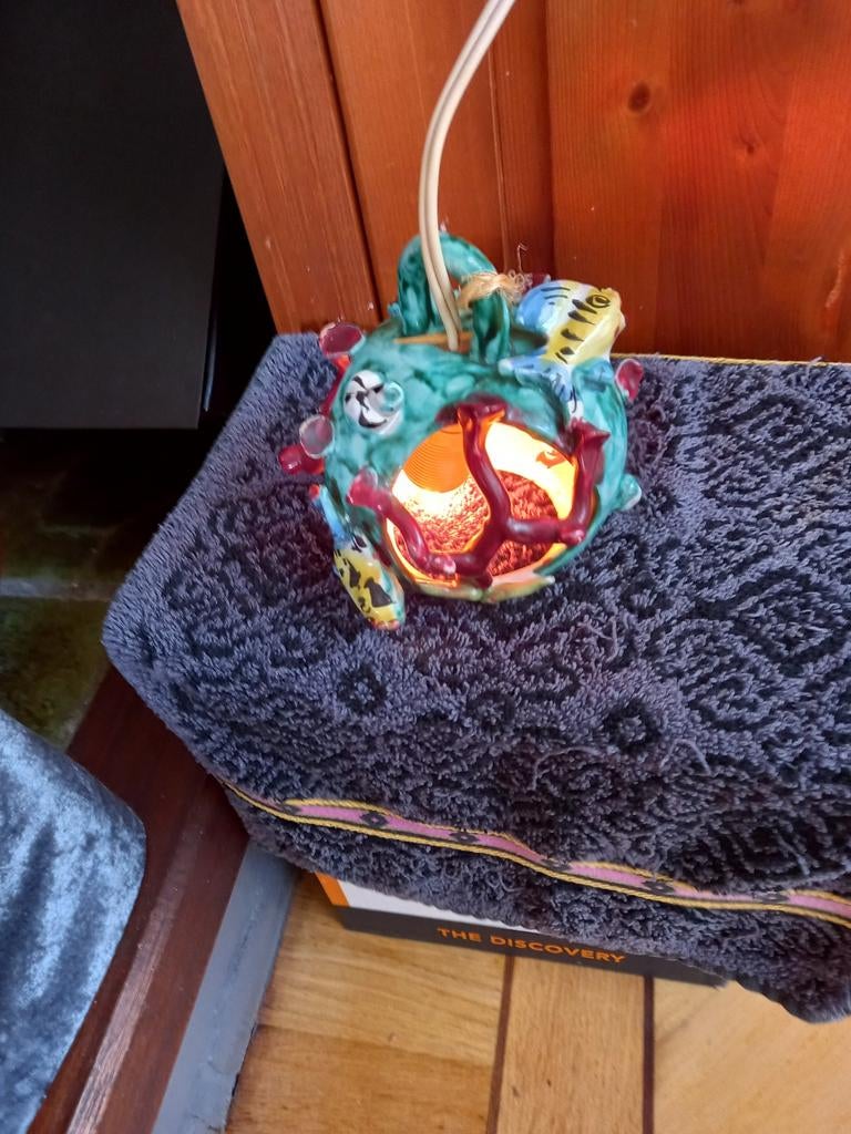 Vintage '70er jaren Vietri Sur La Mer Majolica hanglampje., Overige materialen, Gebruikt, Ophalen of Verzenden, Minder dan 50 cm