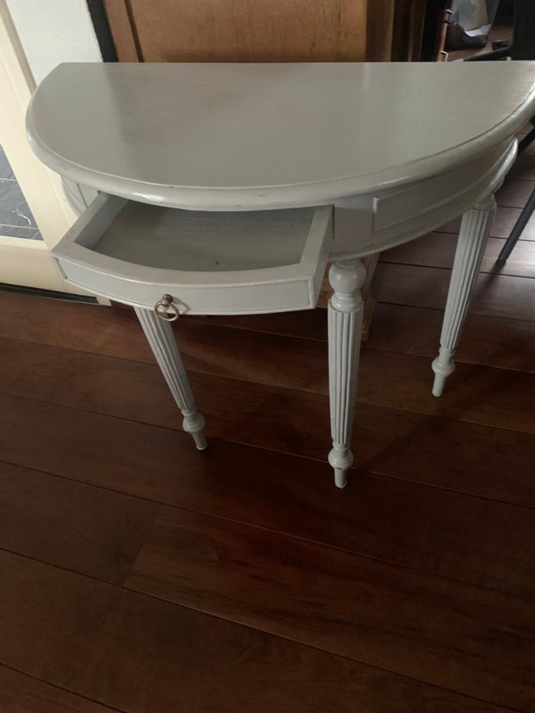 Leuk brocante sidetable, Huis en Inrichting, Tafels | Sidetables, Ophalen, Gebruikt, 50 tot 100 cm, Brocante stijl