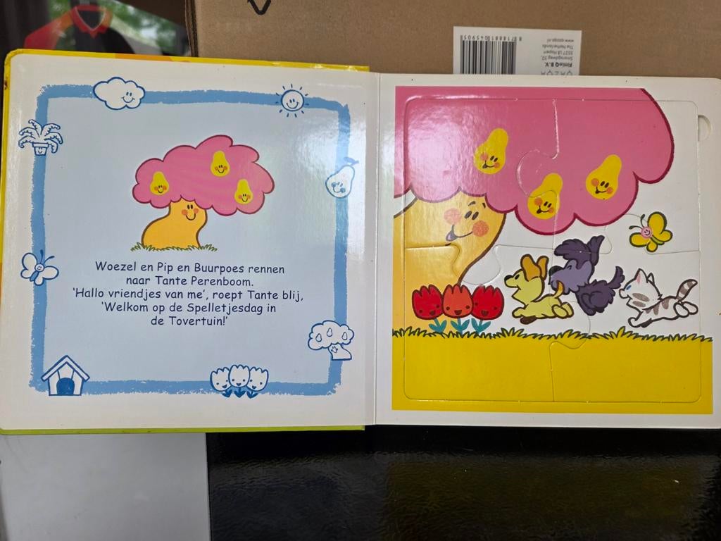 Woezel en Pip puzzel met verhalen puzzels compleet, Ophalen of Verzenden, 10 tot 50 stukjes, Zo goed als nieuw