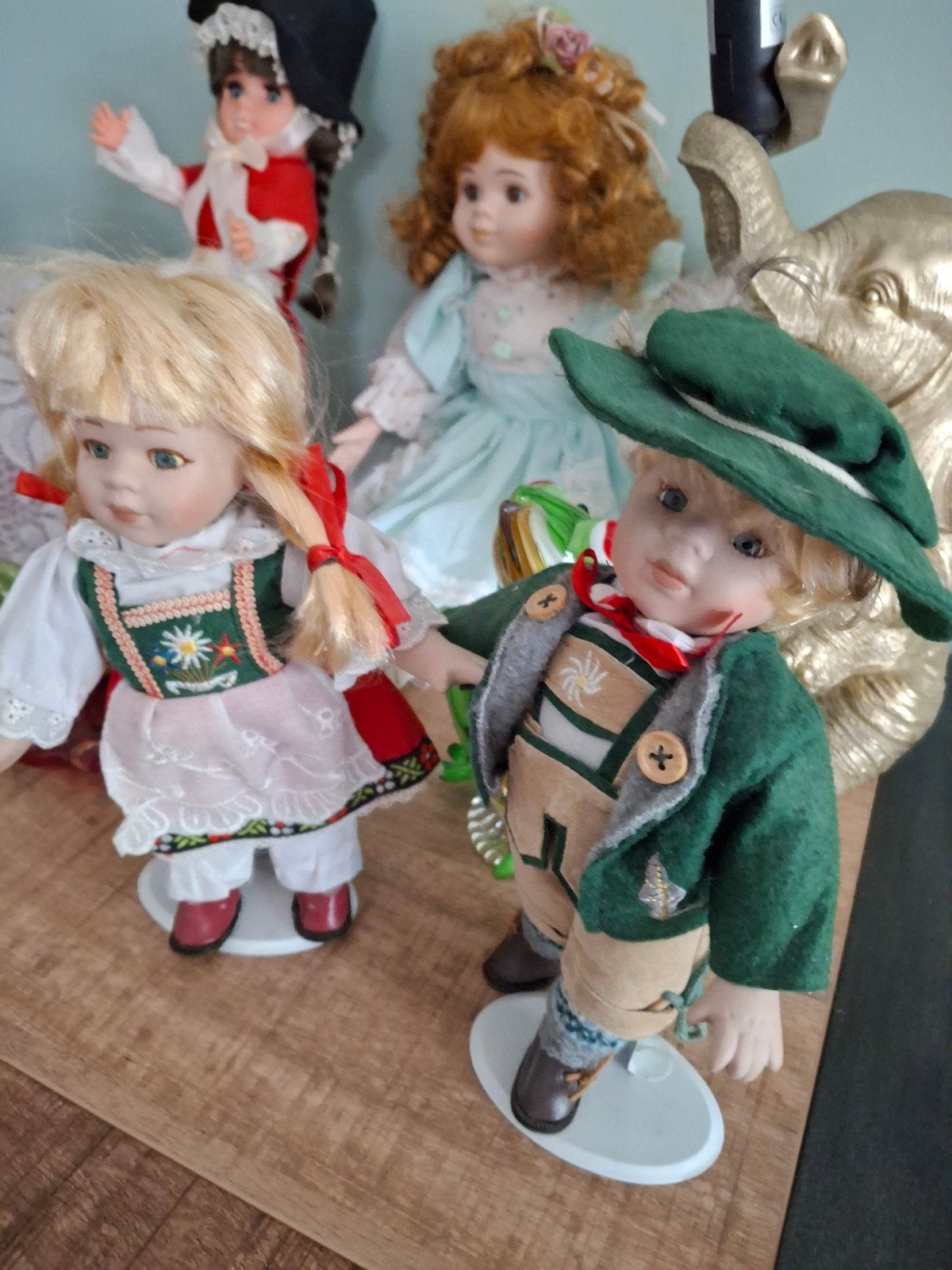 Vintage porseleinen poppen in kleding, Verzamelen, Poppen, Ophalen of Verzenden, Gebruikt, Pop