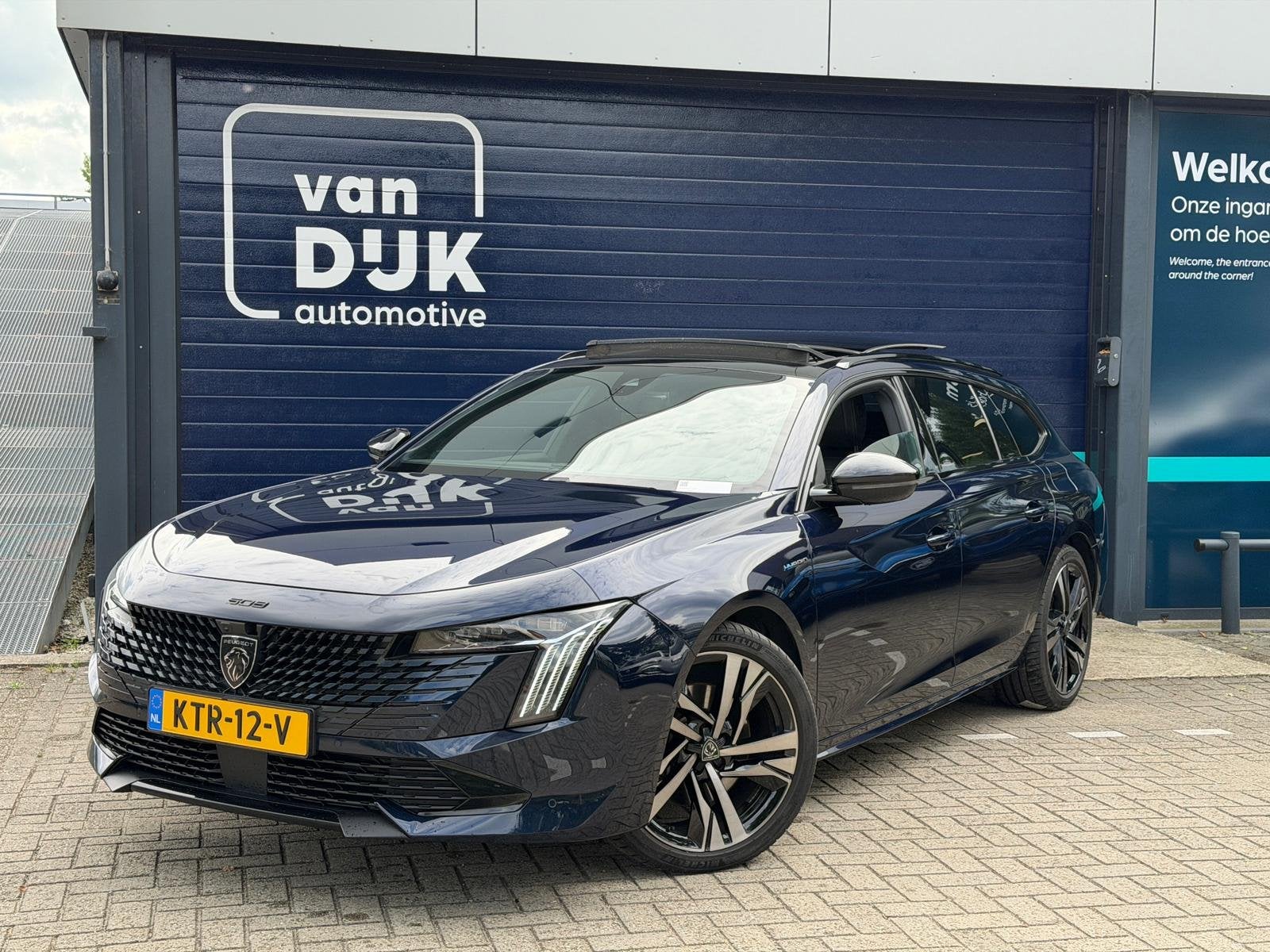 Peugeot 508 SW 1.6 HYbrid 225 GT Plug-In Panoramadak Trekhaa, Auto's, 12 maanden, Gebruikt, 4 cilinders, Blauw