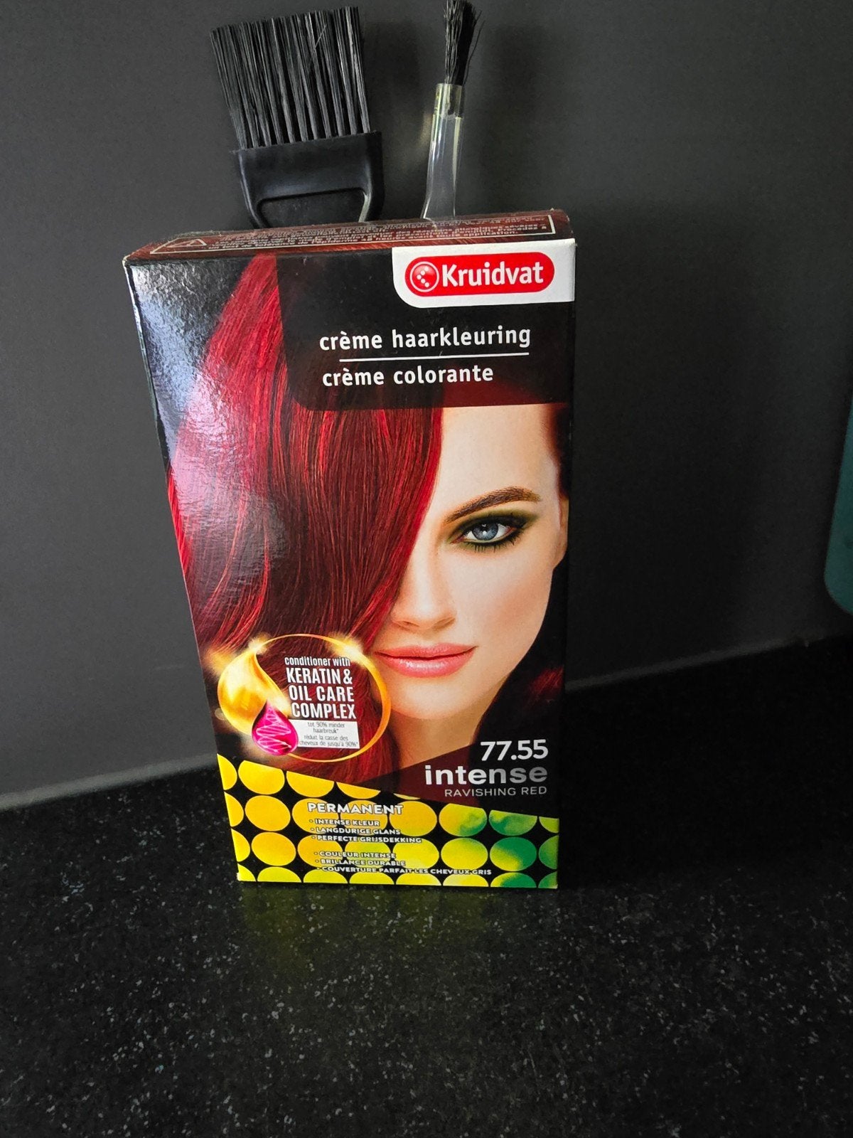 Kruidvat Crème Haarkleuring 77.55 Intense Ravishing Red, Sieraden, Tassen en Uiterlijk, Ophalen