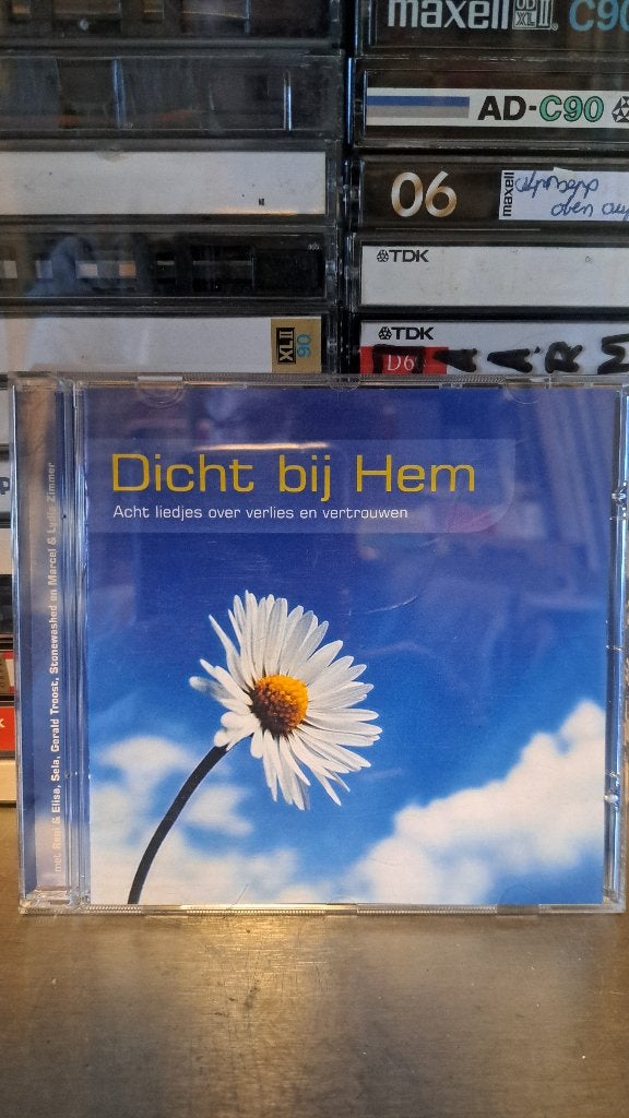 cd Dicht bij Hem- liedjes voor verlies en vertrouwen(Z266-88, Ophalen of Verzenden, Zo goed als nieuw, Gospel